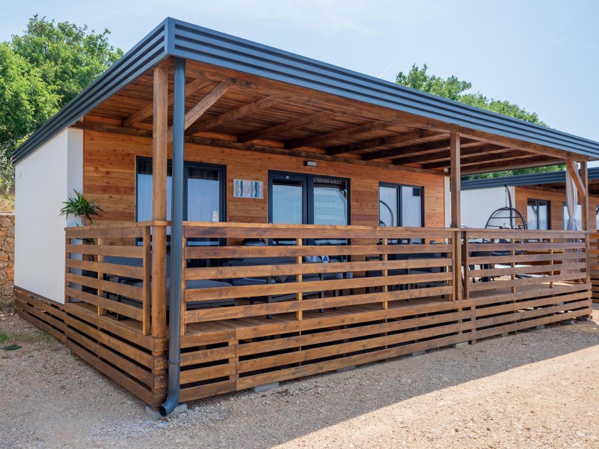 Luxury Mobile Home Zuzu Klenovica Eksteriør billede